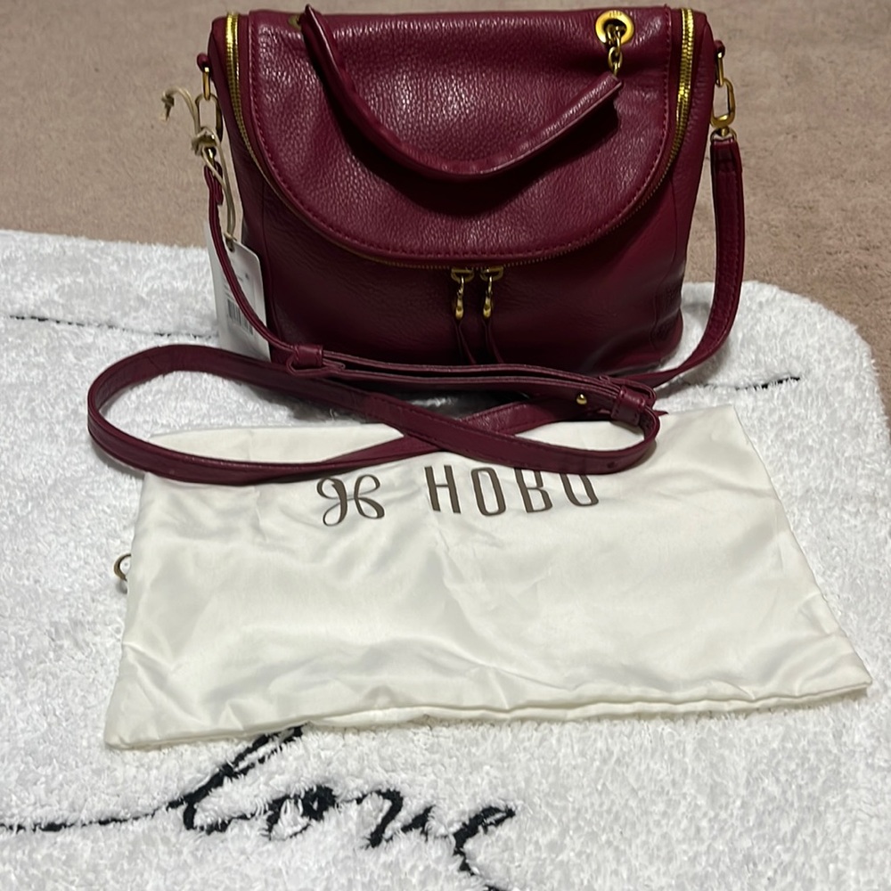 Hobo fern satchel crossbody purse.    11Lx4Wx9H